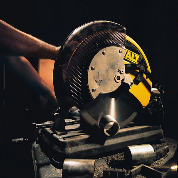 Пила циркулярная DeWALT DW872 – Пилы циркулярные