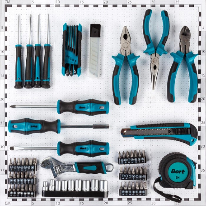 Set de scule și accesorii Bort BTK-82 – Seturi de unelte - chei și accesorii