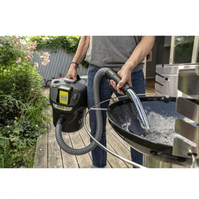 Пылесос промышленный для золы Karcher AD2 Battery Set – Пылесосы и системы пылеудаления