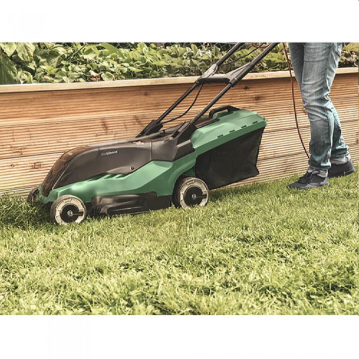 Mașină de tuns iarba Bosch Advanced Rotak 750 – Trimere și mașini de tuns iarba