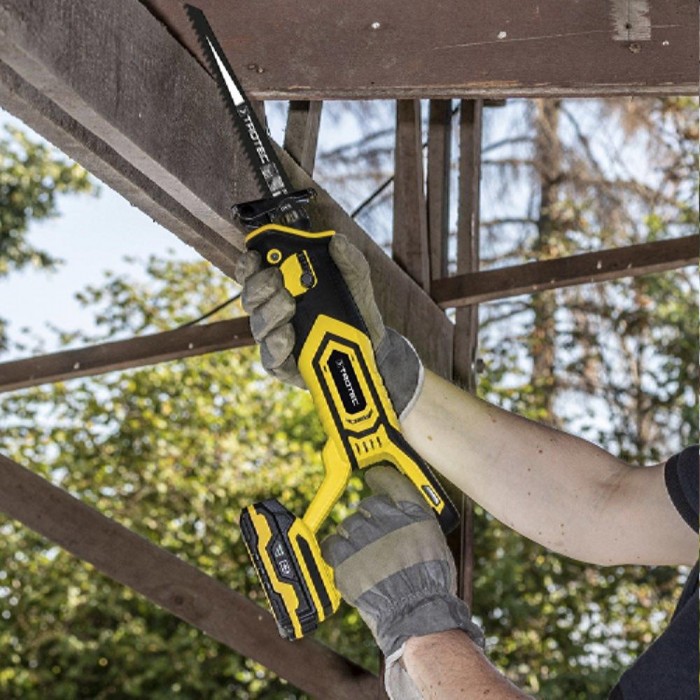 Пила сабельная на аккумуляторе Trotec PRCS1020V – Сабельные пилы