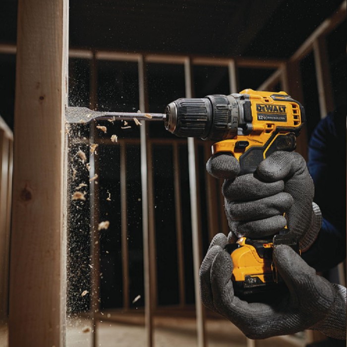 Дрель-шуруповерт на аккумуляторе DeWALT DCD701D2 – Шуруповерты