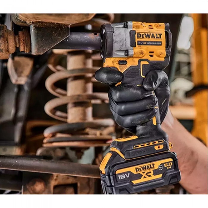 Шуруповерт аккумуляторный ударный DeWALT DCF922D2T – Шуруповерты
