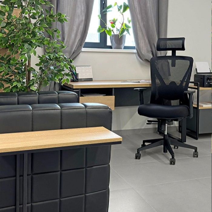 Офисное кресло Deco ORCO-PLUS черное P056A – Кресла офисные