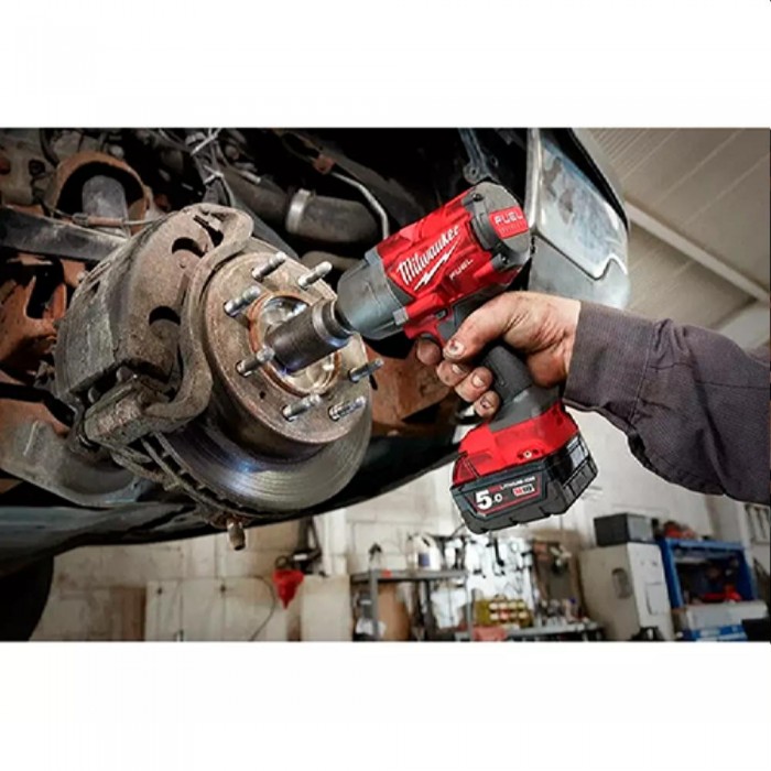 Шуруповерт аккумуляторный ударный Milwaukee M18FHIWF12-0X – Шуруповерты