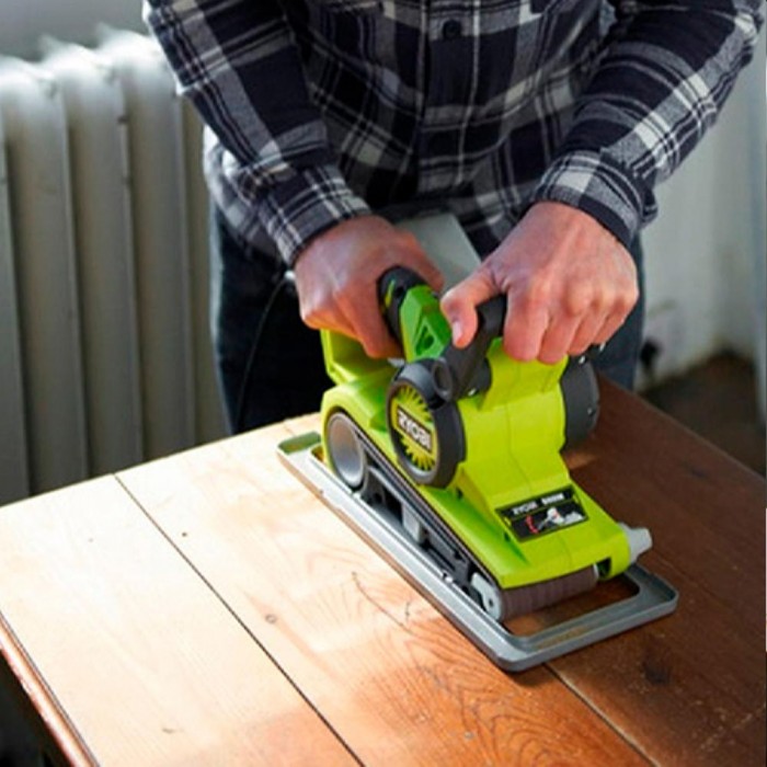 Șlefuitor cu bandă Ryobi EBS800V – Polizoare și rindeloase