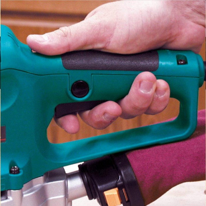 Slefuitor excentric Makita BO6030 – Polizoare și rindeloase