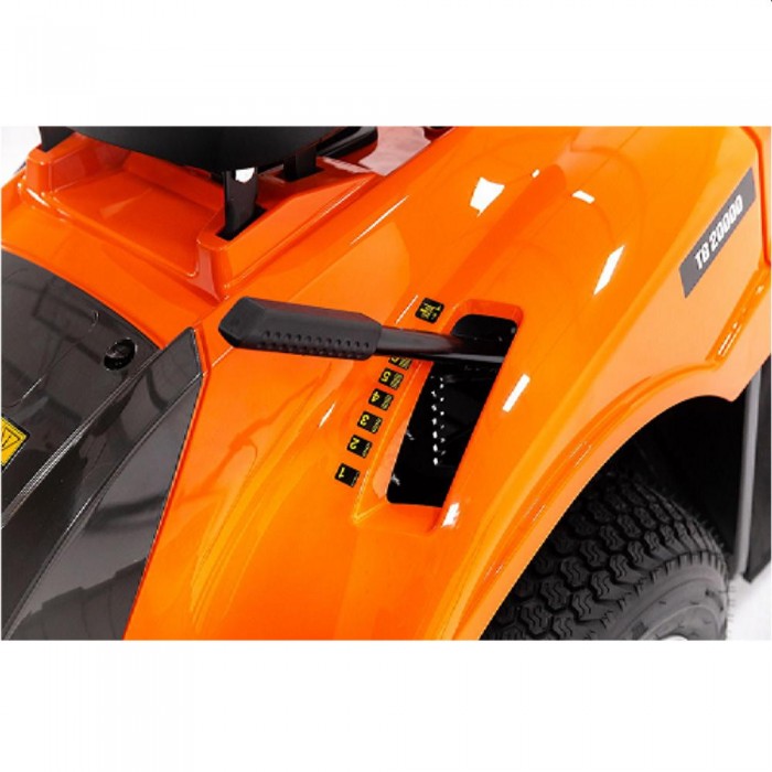 Tractor de tuns iarba pe benzină OMAC TG 20000 – Tractoare pentru tuns iarba