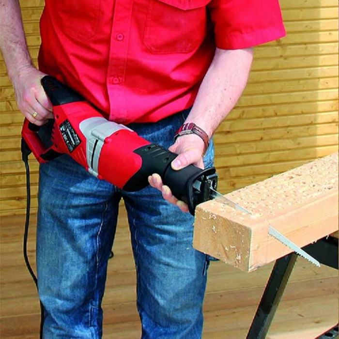 Пила сабельная Einhell TH-AP 650 E – Сабельные пилы