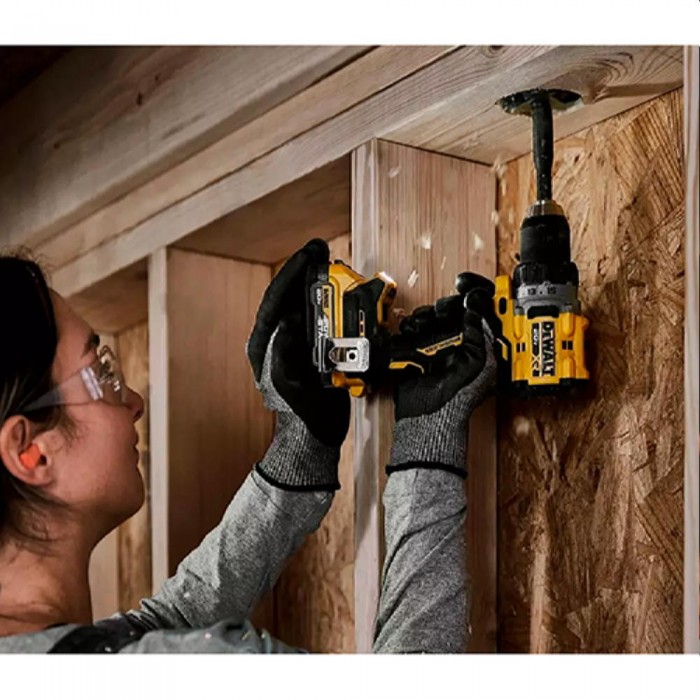Шуруповерт аккумуляторный DeWALT DCD800E2T-QW – Шуруповерты