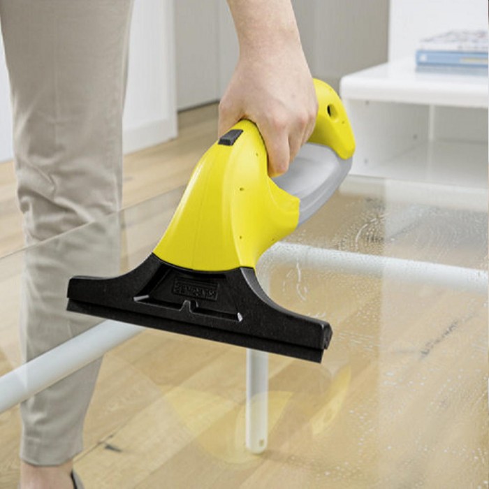 Aspirator de geamuri fără fir Karcher WV1 – Aspiratoare și sisteme de îndepărtare a prafului