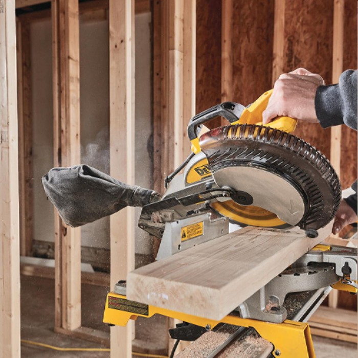 Пила циркулярная DeWALT DWS713 – Пилы циркулярные