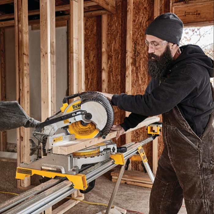 Пила циркулярная DeWALT DWS713 – Пилы циркулярные