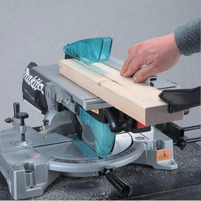 Ferăstrău circular staționar Makita LH1040 – Fierăstraie circulare