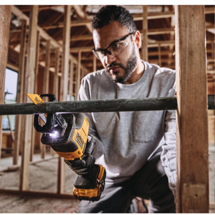 Пила сабельная на аккумуляторе DeWALT DCS369NT – Сабельные пилы