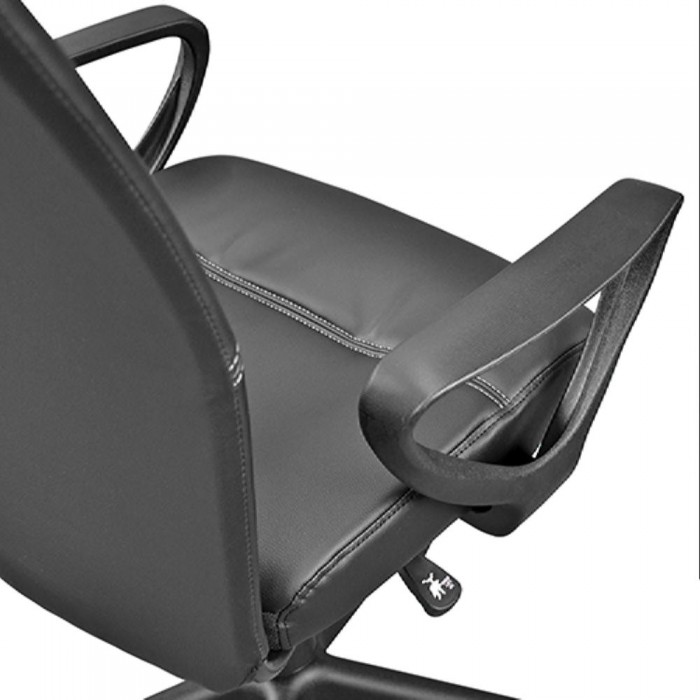 Офисное кресло AMF F-6830 черное – Кресла офисные