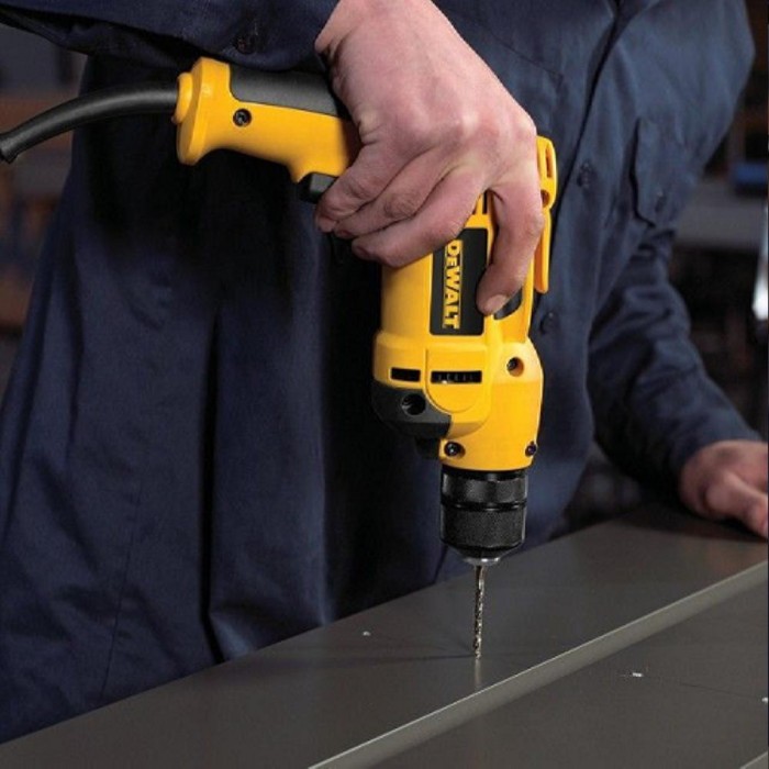 Mașină de găurit DeWALT DWD112S – Mașini de găurit