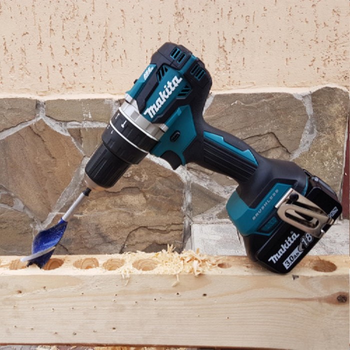 Дрель-шуруповерт с аккумулятором и ударом Makita DHP484RFE – Шуруповерты