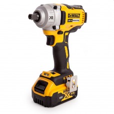 Шуруповерт аккумуляторный ударный DeWALT DCF894P2