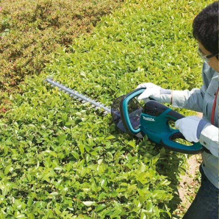 Mașină de tuns Makita UH7580 – Trimere și mașini de tuns iarba