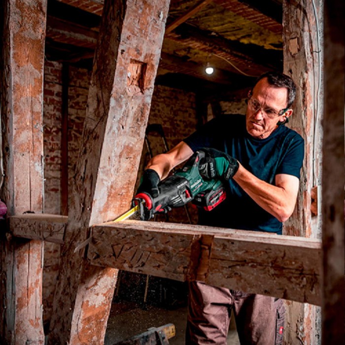 Пила сабельная на аккумуляторе Metabo SSEP 18 LT BL (601617850) – Сабельные пилы
