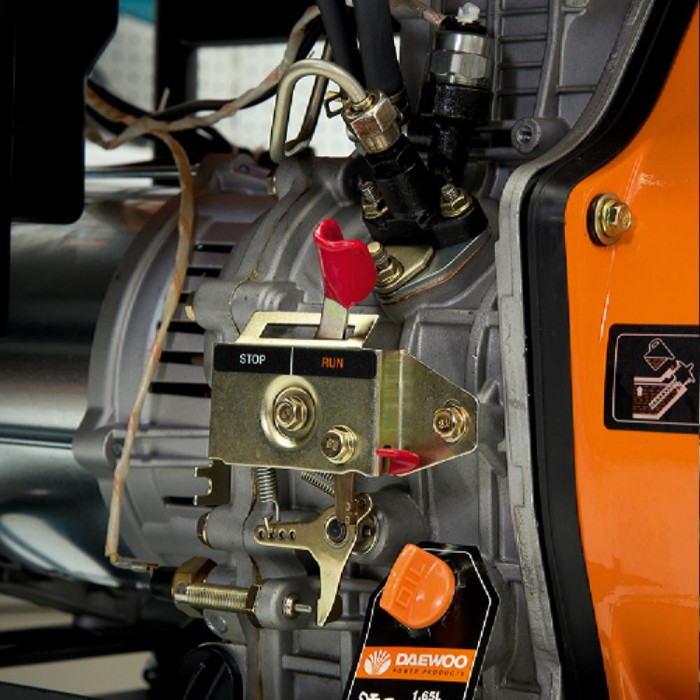 Генератор на дизельном топливе Daewoo DDAE 6000XE-3 – Генераторы