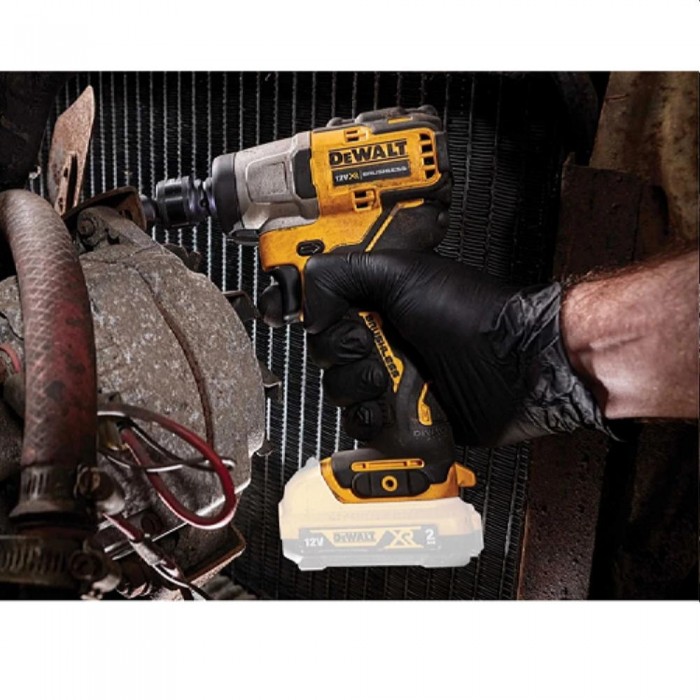 Шуруповерт с ударом DeWalt DCF902N – Шуруповерты