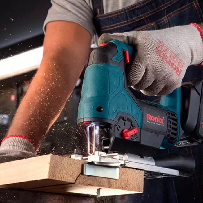Лобзик аккумуляторный Ronix 8608 – Лобзики