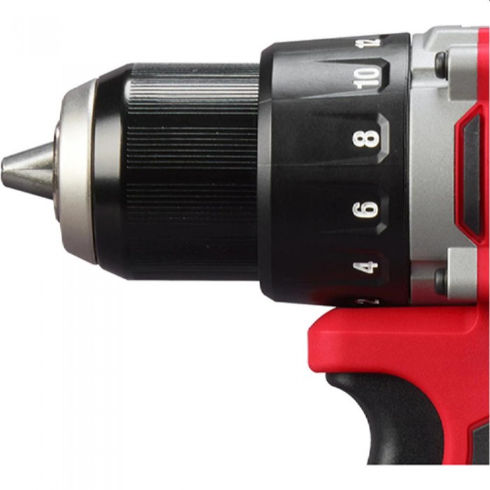 Шуруповерт-дрель аккумуляторный Milwaukee M18 BLDDRC-202C – Шуруповерты